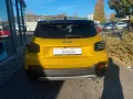 Jeep Avenger Summit e-Hybrid