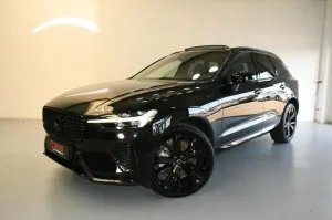 Volvo XC60 T6 AWD Ultra Black ACC*HuD*PAN*360*ST.HZ*BT