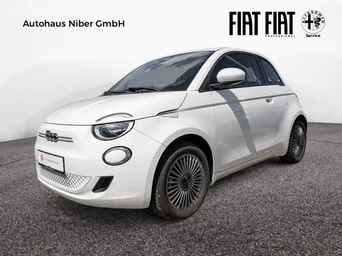 Fiat 500e 42kWh NAVI CARPLAY KLIMA UVM.