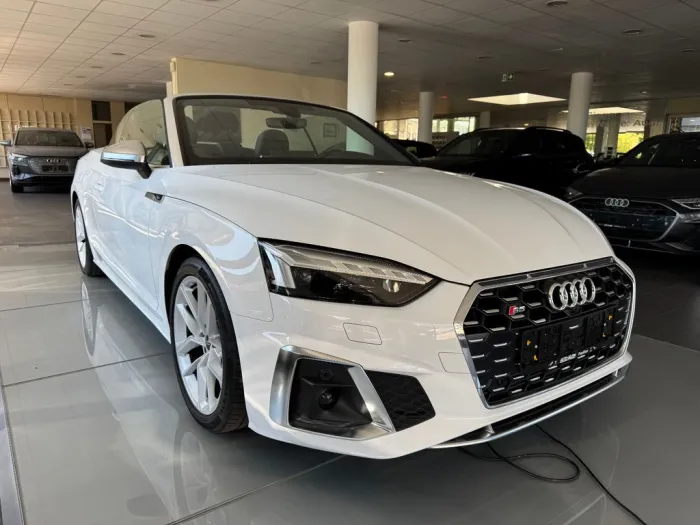 Audi S5 Cabrio 3.0 TFSI quattro tiptronic
