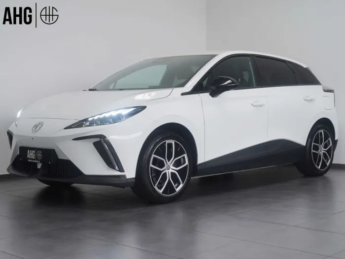 MG4 Luxury 150KW/64KWH/WÄRMEPUMPE/V2L