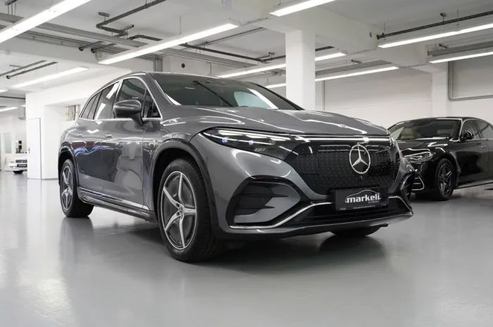 Mercedes-Benz EQS 450+ SUV ! 7 SITZE / 7 SEATS ! AMG ADVANCED
