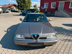 Alfa Romeo 164 Super (koni)