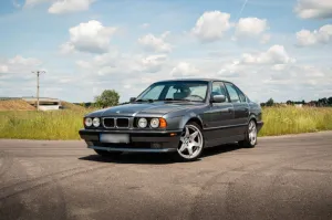 BMW E34 540i V8 6-Gang Handschalter M60B40...