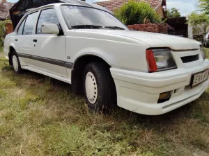 Opel Ascona ls 1.8i 