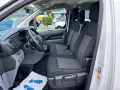 Opel Vivaro 1,5D Kombi *Freisprech*DAB*PDC*AHK*
