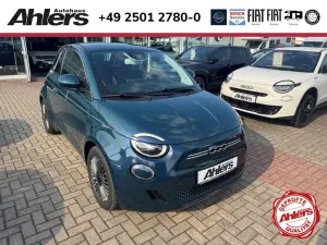 Fiat 500e +KAMERA+SITZHEIZUNG+CARPLAY+TOTWINKEL+PDC+K
