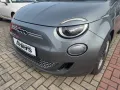 Fiat 500e +KAMERA+SITZHEIZUNG+CARPLAY+TOTWINKEL+PDC+K