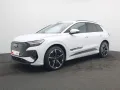 Audi Q4 e-tron S-Line 45 quattro / Matrix, Pano, AHK