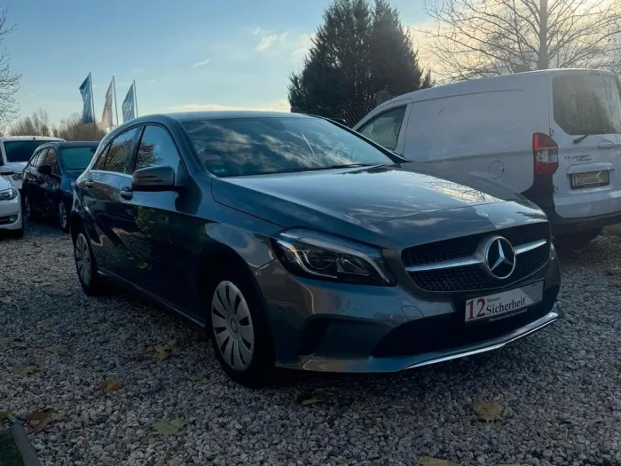 Mercedes-Benz A 160*Led*SHZ*Navi*Garantie*