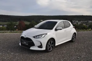 Toyota Yaris Hybrid 5-Türer 116 1.5 VVT-i Teamplayer