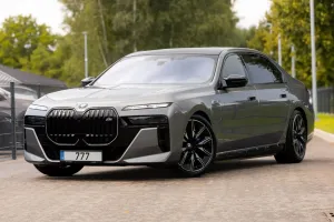 BMW M760 e xDrive