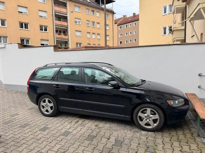 Volvo V50 2.4