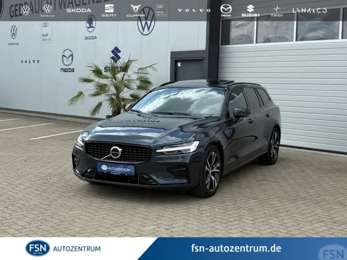 Volvo V60 B4 Plus Dark Plus Dark