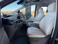 Hyundai Staria Luxury 1.6 T-GDi HEV 2WD 7-Sitzer / ACC /