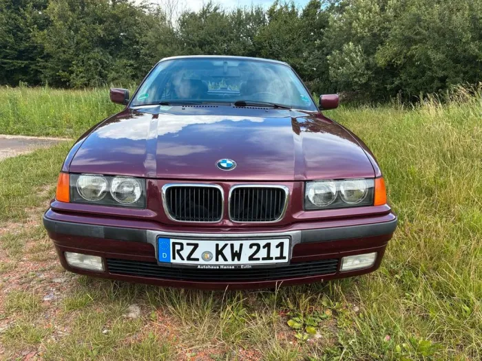 BMW 328i Coupe 
