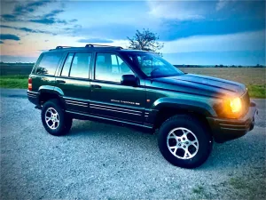 Jeep Grand Cherokee ZJ 5.2 V8