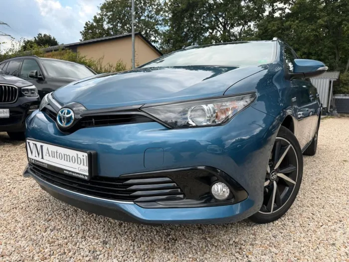 Toyota Auris Touring Sports Hybrid Team D Kamera*Tempo