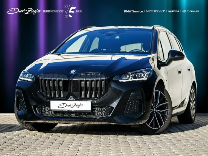 BMW 220i Active Tourer M-Sport AHK PANO KoZg Alarm