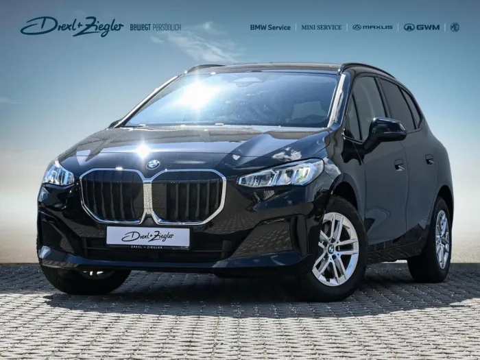 BMW 220i Active Tourer AHK PANO SpSitze RFK ShadowL