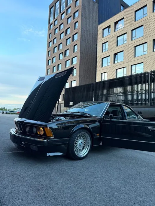 BMW 635