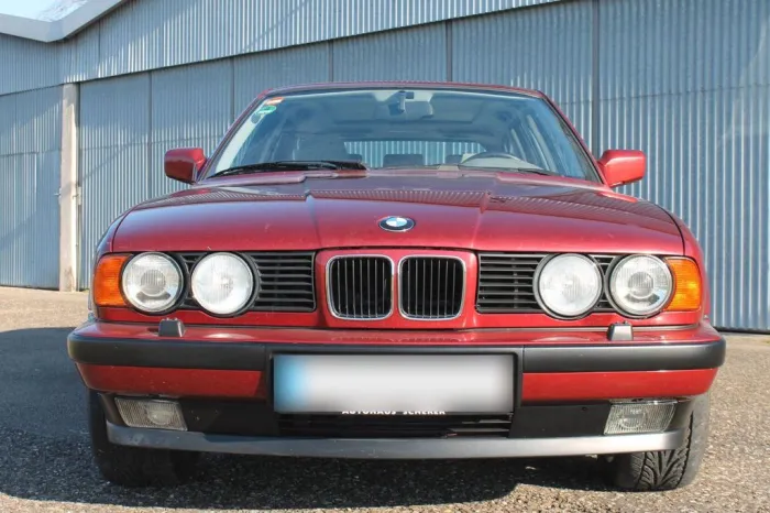 BMW E34 Touring 525i 192 PS Calypsorot Aut...