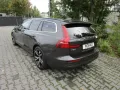 Volvo V60 Kombi B3 Benzin EU6d Core digitales Cockpit 