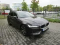 Volvo V60 Kombi B3 Benzin EU6d Core digitales Cockpit 