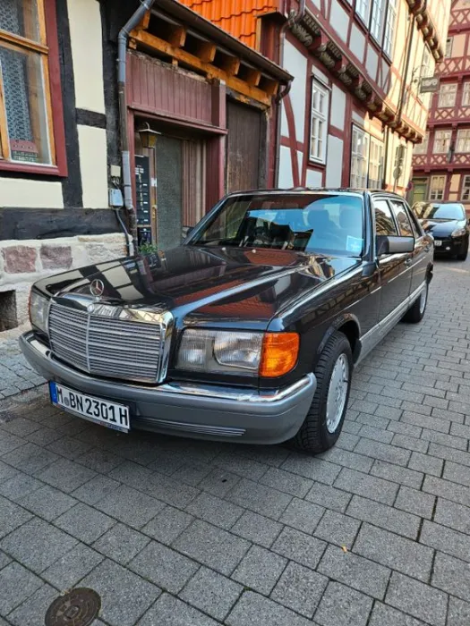 Mercedes-Benz SEL 300