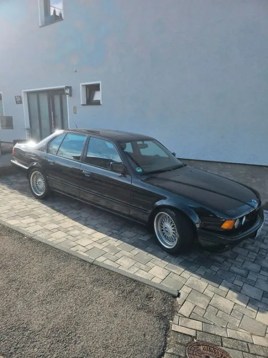 BMW Bmw 730 i e32