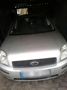 Ford Fusion grau metallic