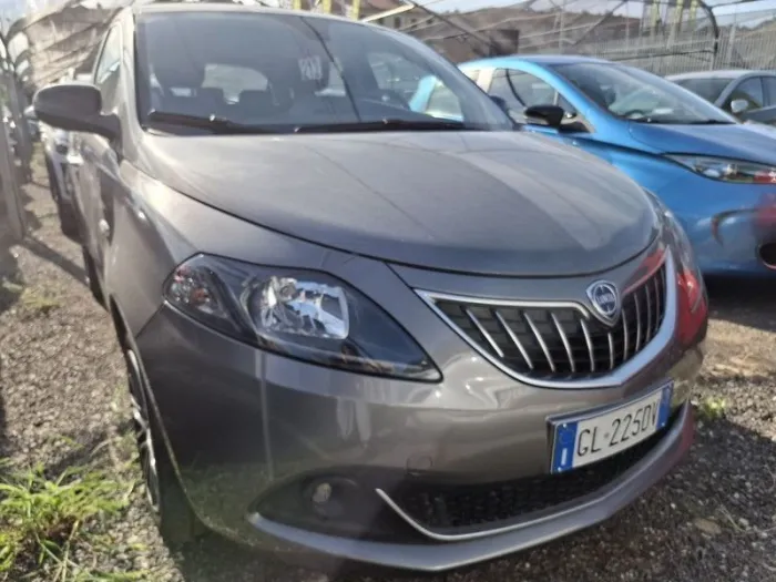 Lancia Ypsilon III 2021 1.2 Silver Gpl 69cv