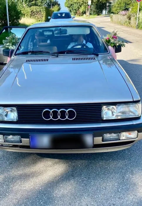 Audi 90 2.0E - Oldtimer - Rostfrei restaur...