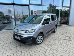Fiat Doblo Kombi 5-Sitzer DIESEL 1.5 131 AutomatikN1