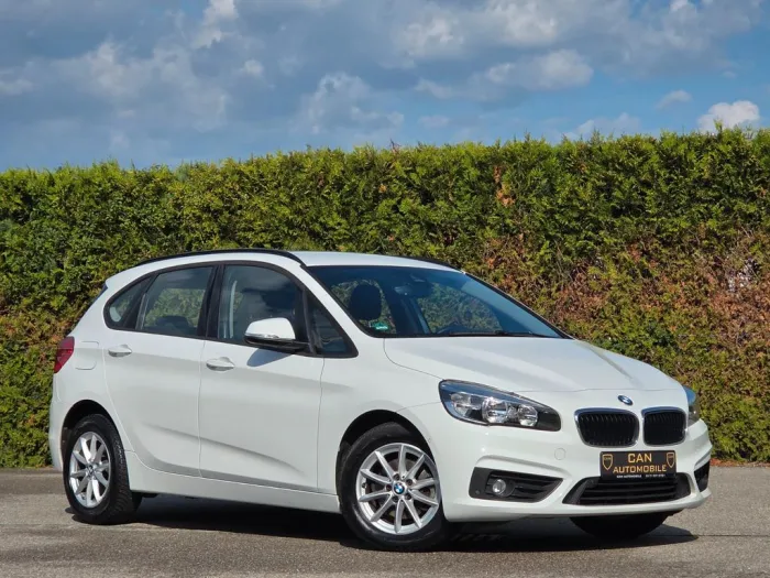 BMW 216 Active Tourer Advantage*Navi*Klimaaut*PDC