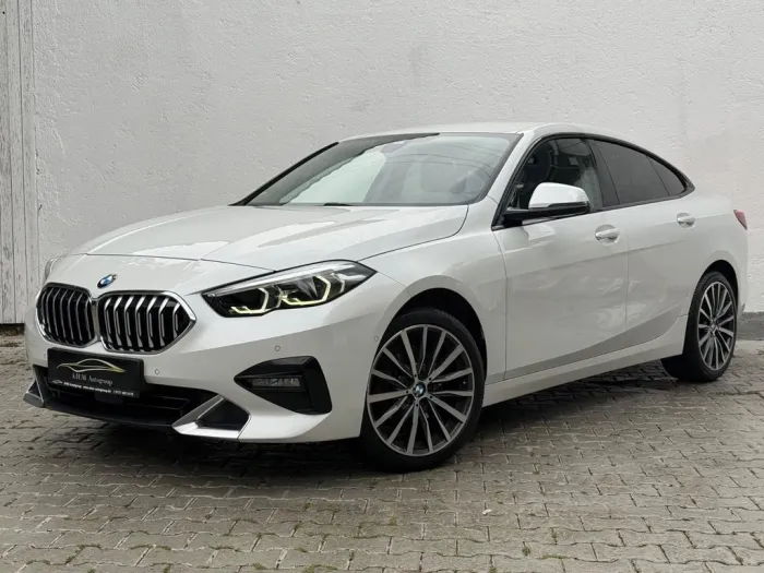 BMW 218i Gran Coupé Aut. Luxury Line LED/Keyless/Cam