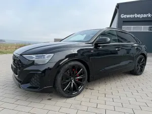 Audi Q8 TDI +STANDHEIZUNG+AHK+PANO+HUD+B&O