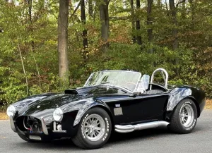AC 427 Shelby Cobra 7.0 Ford V8 by Superformance