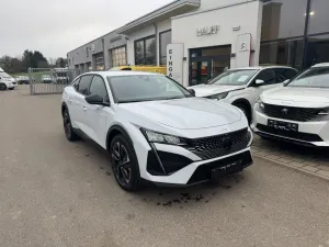 Peugeot 408 Hybrid 136 Allure - PDC/360°/INDUKTION
