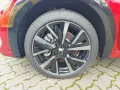 Peugeot e-208 GT 136