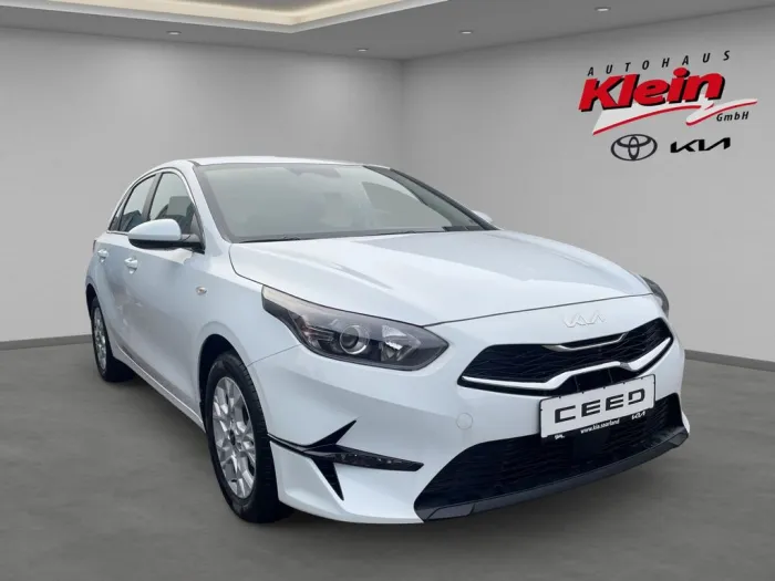Kia Ceed Vision 1.5 T-GDI EU6d  DCT7-Gang  KOMF+ (NA