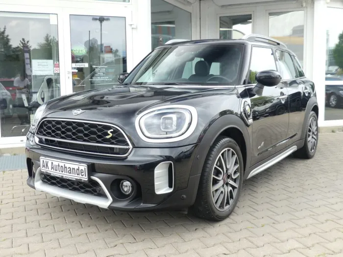 MINI Countryman SE Cooper All4 PANO Leder ACC LED Kam