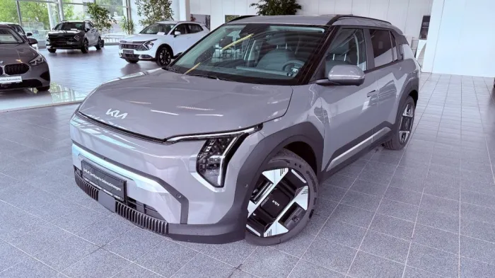 Kia EV3 58,3 kWh 150 kW Earth Frontantrieb