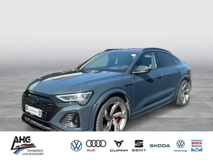 Audi SQ8 e-tron Sportback Anhängerkupplung LED Navi L