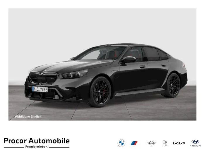 BMW M5 Limousine M Sport PANO ACC AHK 360°KAM RFK