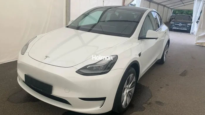 Tesla Model Y Standard Range RWD AHK A.Pilot Pr.Int