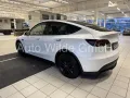 Tesla Model Y Basis RWD