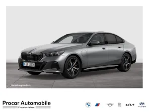 BMW 530e xDrive M Sport HUD PANO ACC 360°KAM RFK LM