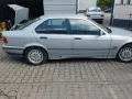 BMW E36 328i -