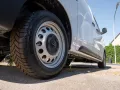 Opel Vivaro Cargo M AHK Holzboden RückKam Allwetter
